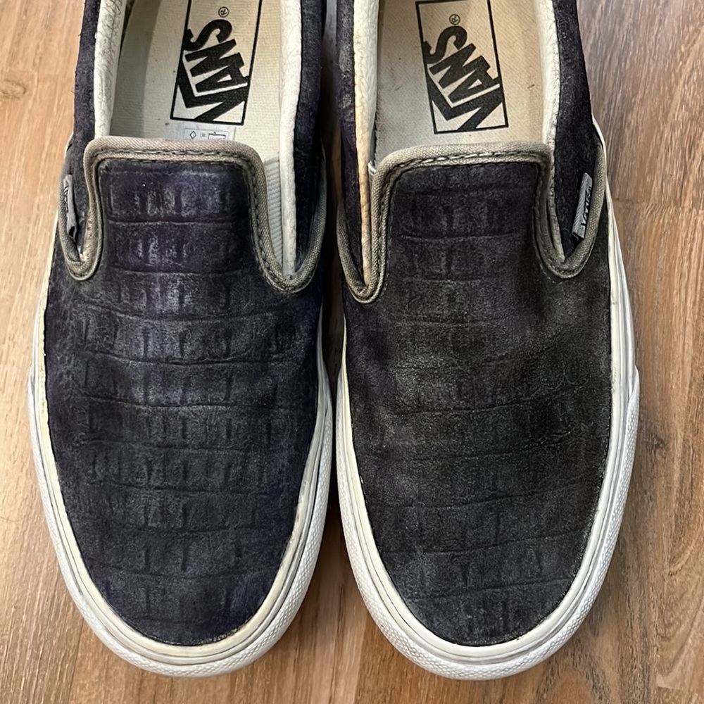 Vans - Picture 5 of 9